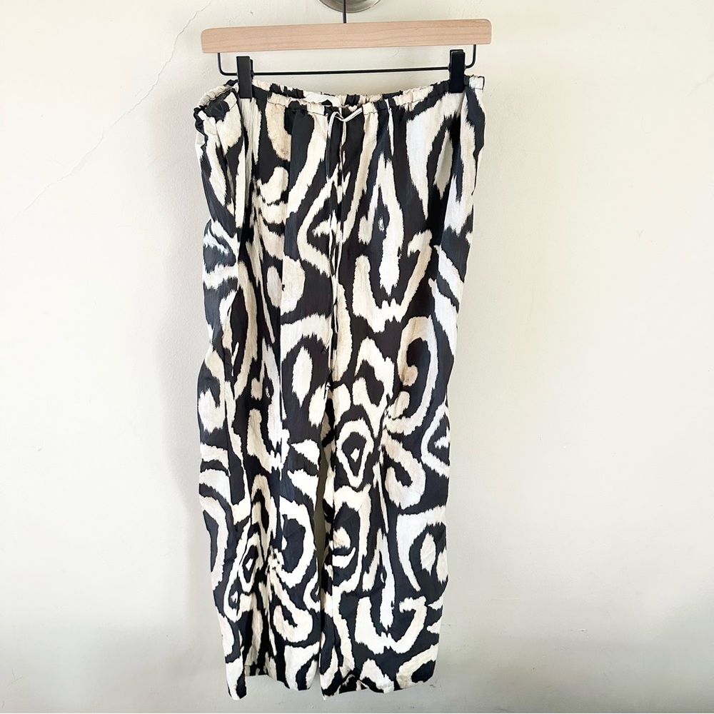 🆕 H&M Drawstring Pants - Picture 2 of 8